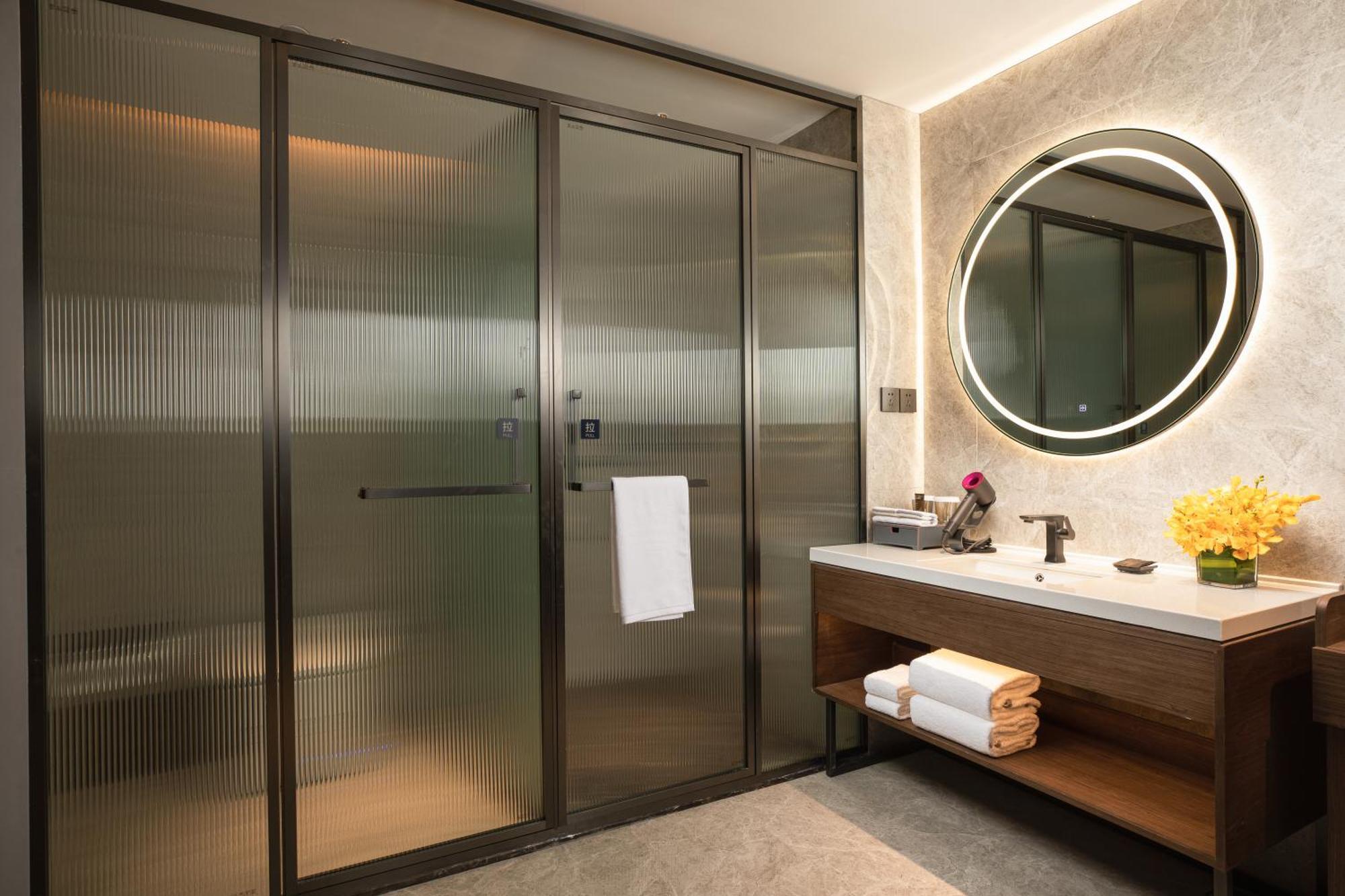 Urcove By Hyatt Shenzhen Futian Port Hotel Buitenkant foto